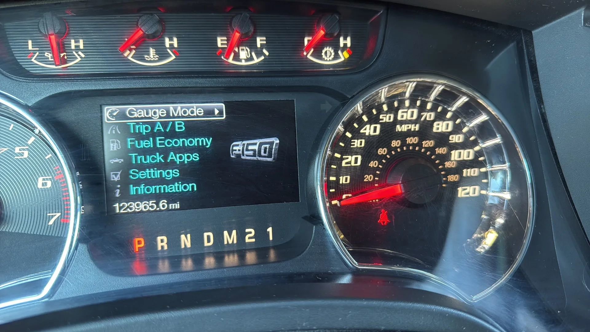 Used 2014 Ford F150 FX4 w/ Equipment Group 402A Luxury image 34