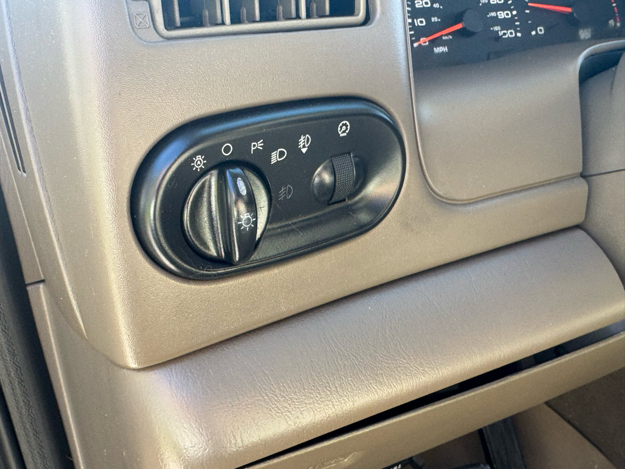 Used 2003 Ford Excursion Limited image 20