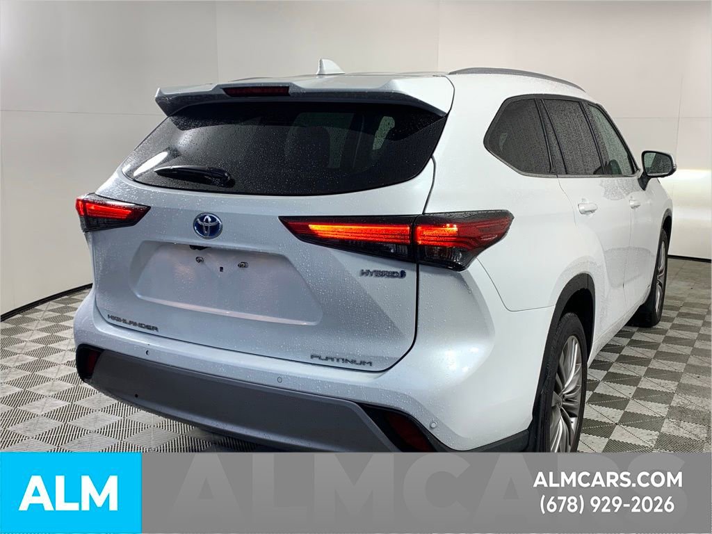 Used 2023 Toyota Highlander Platinum image 9