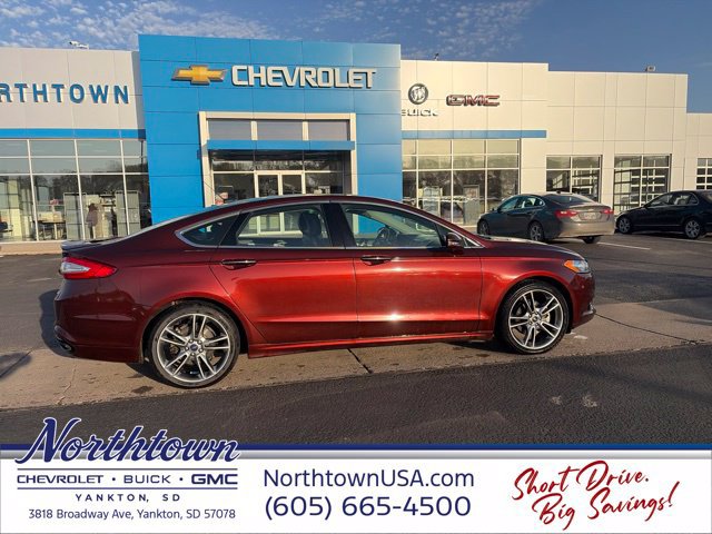 Used 2016 Ford Fusion Titanium FWD image 7