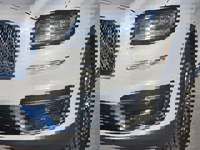 Used 2020 Lincoln Nautilus Reserve w/ Cargo Utility Package image 4