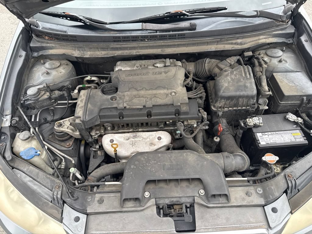 Used 2010 Hyundai Elantra GLS FWD image 10