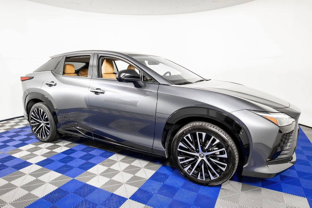 Used 2023 Lexus RZ 450e Premium w/ Accessory Package (P5) image 3
