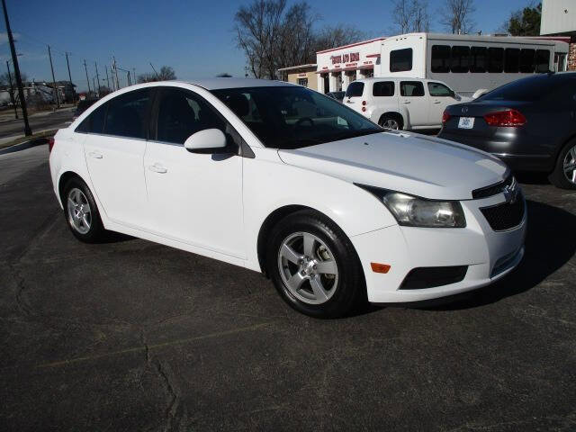 Used 2014 Chevrolet Cruze LT FWD image 3