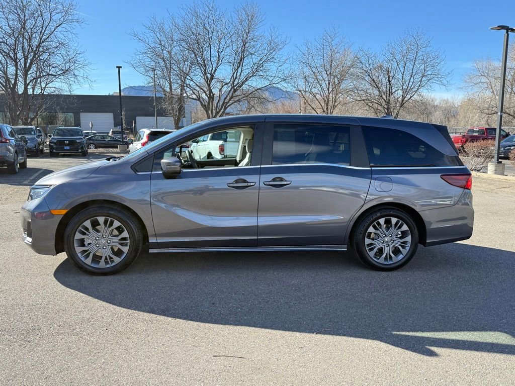 Certified 2026 Honda Odyssey Touring image 8