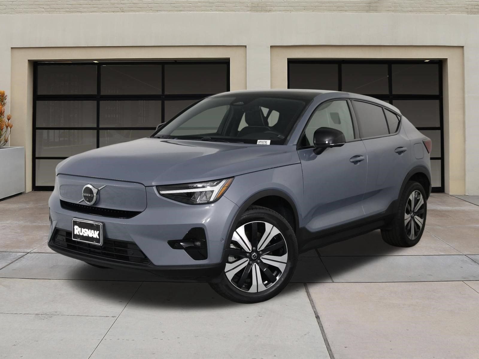 Certified 2023 Volvo C40 P8 Recharge Plus w/ Protection Package Premier AWD/4WD image 3