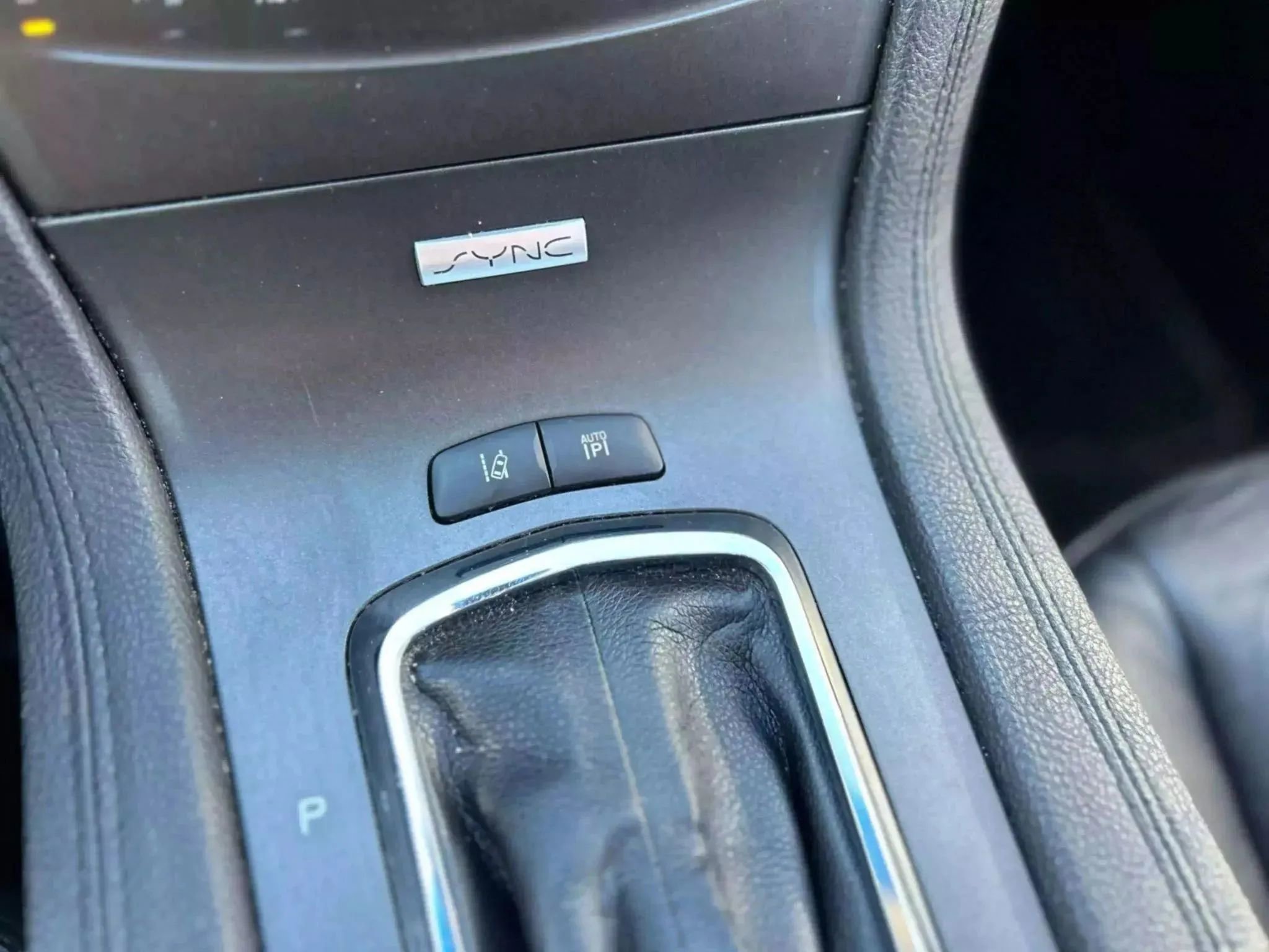 Used 2019 Lincoln MKT AWD image 22