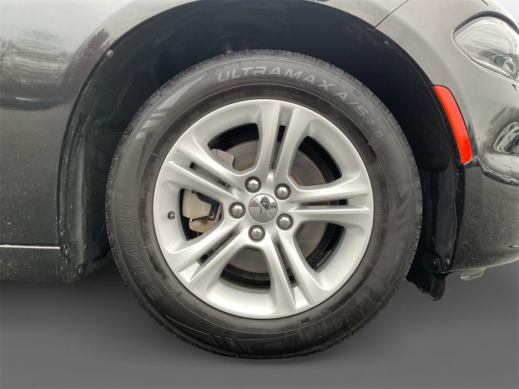 Used 2023 Dodge Charger SXT image 8