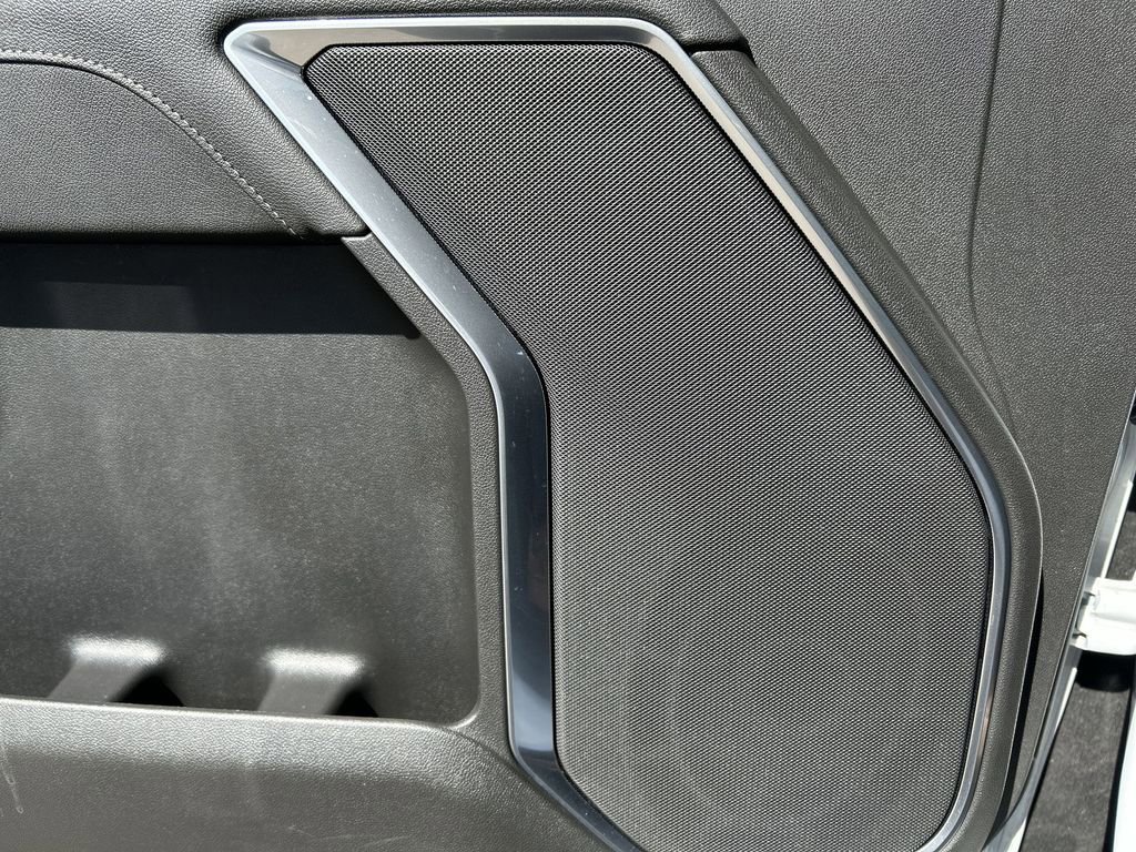 Used 2025 GMC Sierra 1500 SLT image 24