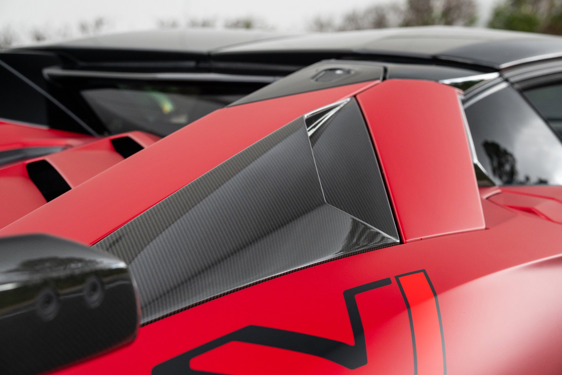 Used 2021 Lamborghini Aventador SVJ AWD/4WD image 21