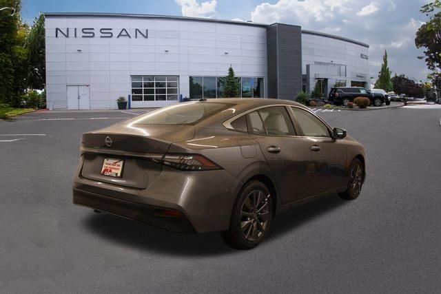 New 2026 Nissan Sentra SL w/ Floor Mat Package FWD image 3