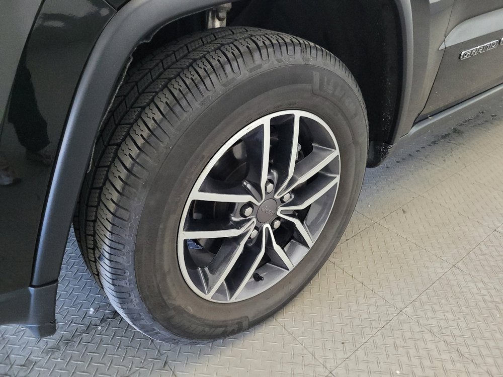 Used 2019 Jeep Grand Cherokee Limited w/ Luxury Group II AWD/4WD image 31