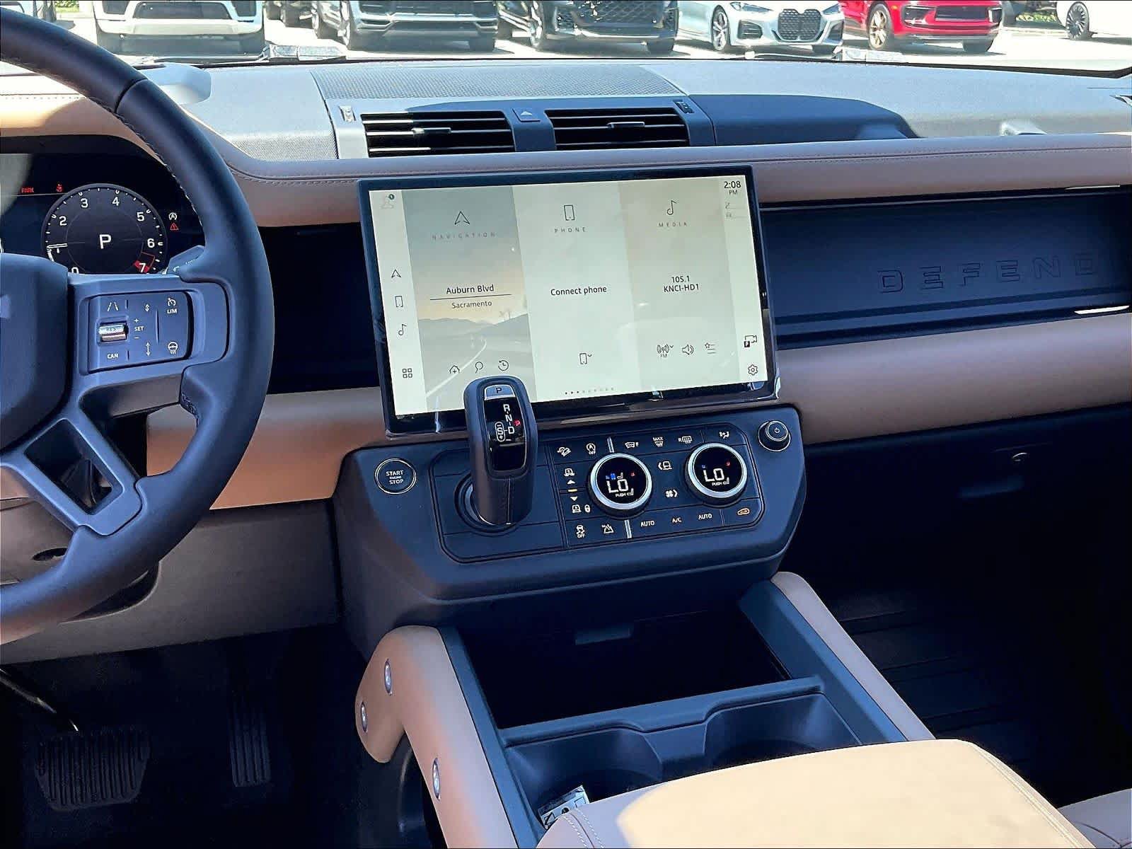 New 2026 Land Rover Defender 110 X-Dynamic SE AWD/4WD image 9
