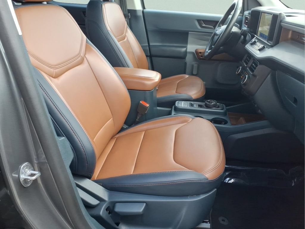 Used 2023 Ford Maverick Lariat w/ Lariat Luxury Package AWD/4WD image 12