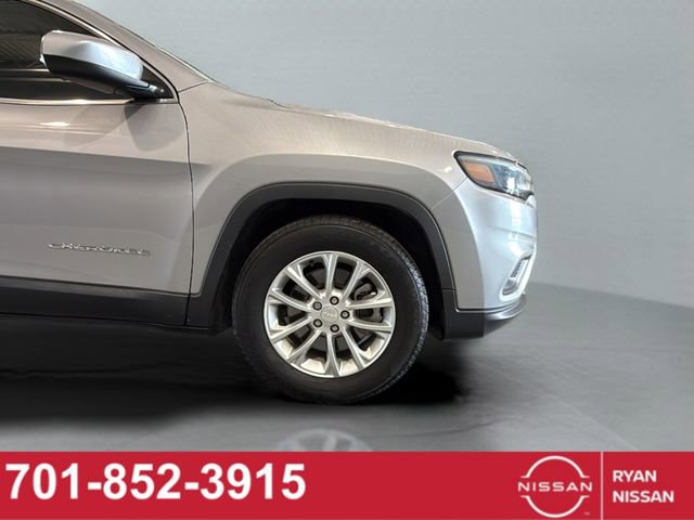 Used 2019 Jeep Cherokee Latitude w/ Popular Appearance Group image 20