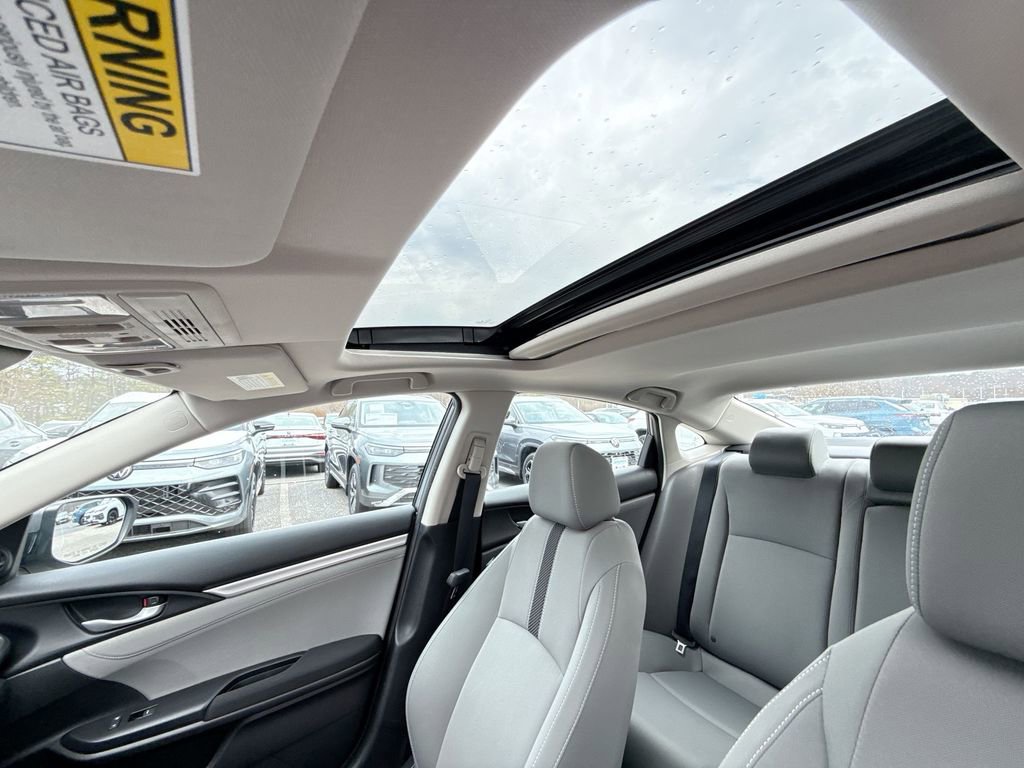 Used 2019 Honda Civic EX image 16