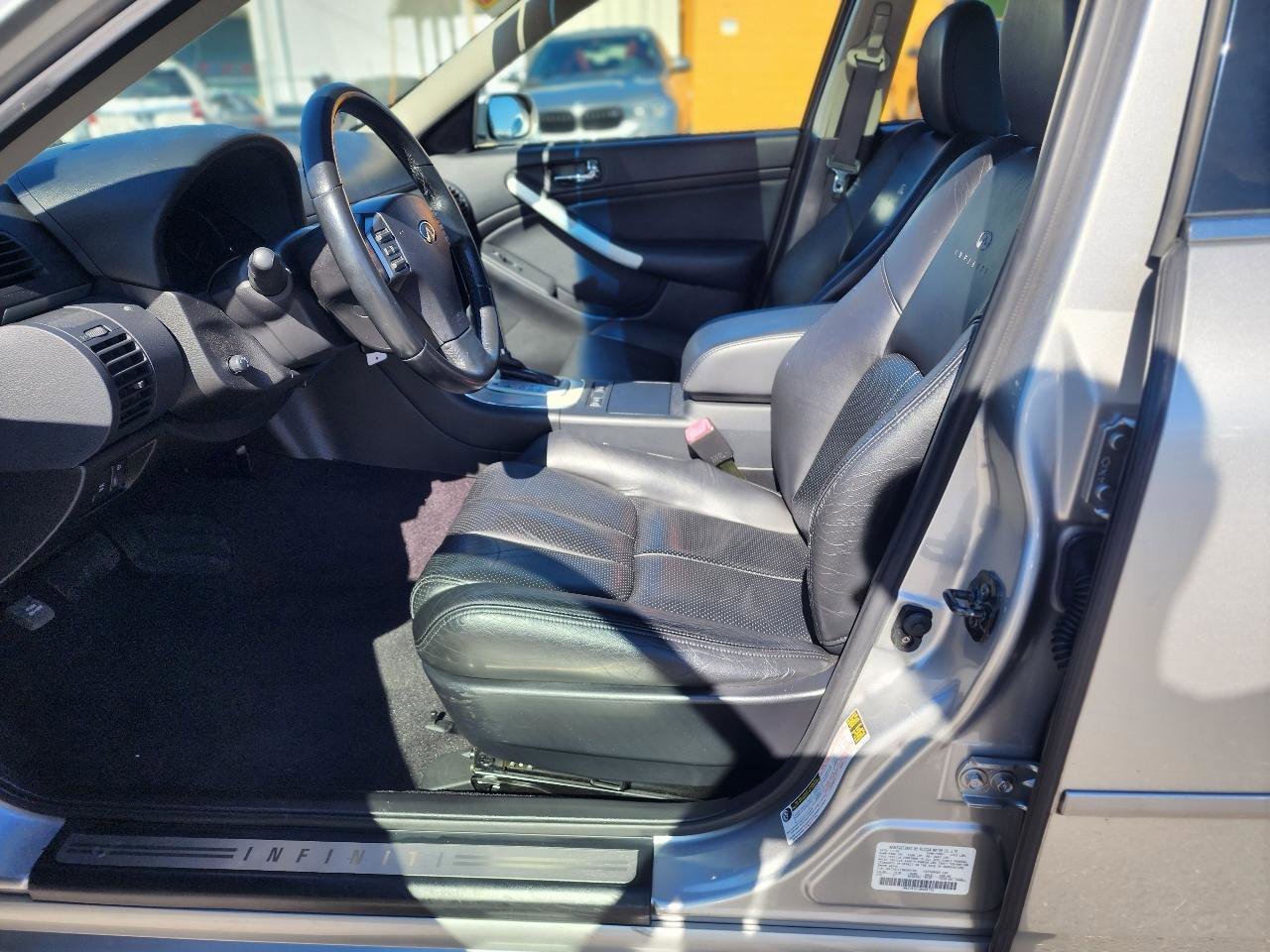 Used 2005 INFINITI G35 x Sedan image 12