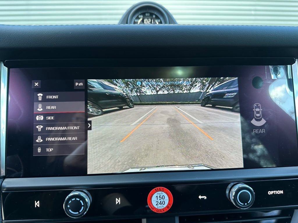 Certified 2026 Porsche Macan S AWD/4WD image 34