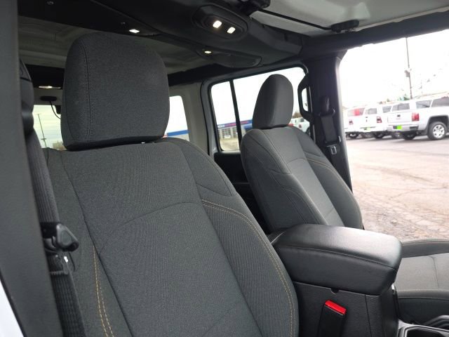 Used 2024 Jeep Wrangler Sport S image 36