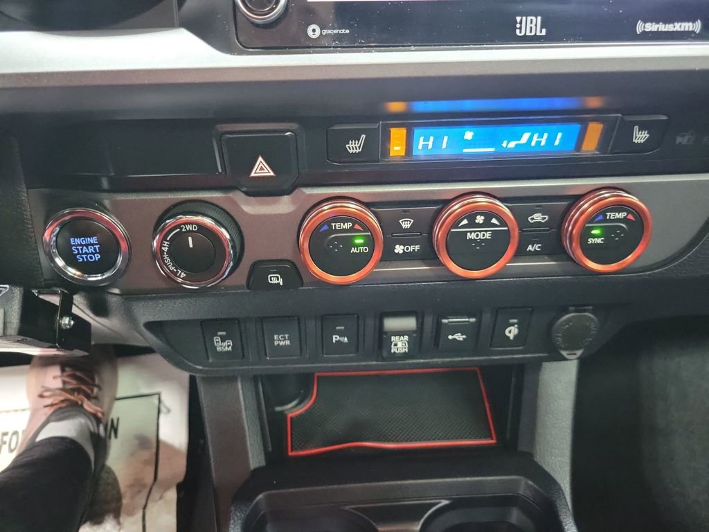 Used 2022 Toyota Tacoma TRD Sport image 37