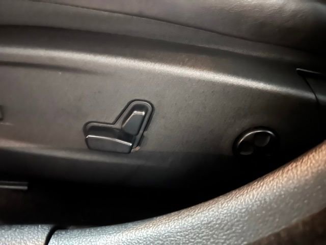 Used 2014 Dodge Charger SXT Plus image 16