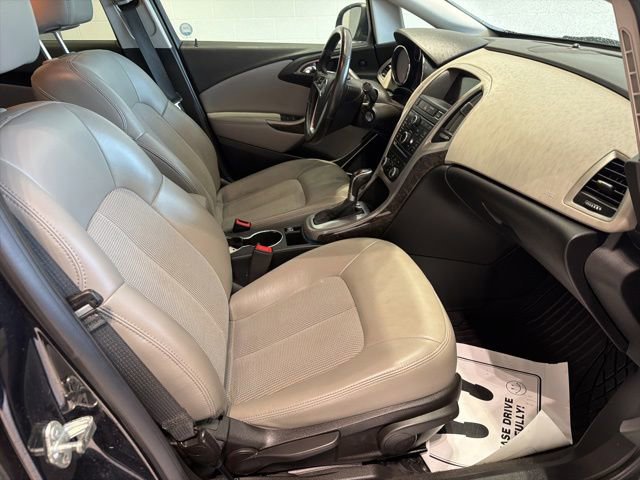 Used 2015 Buick Verano FWD image 11