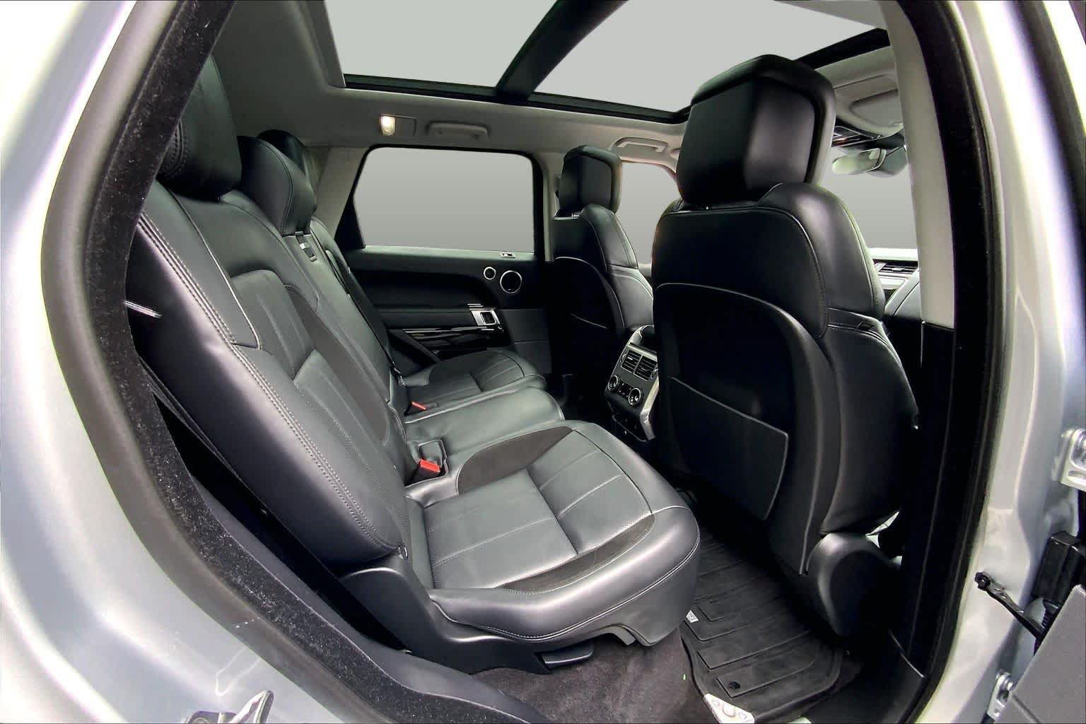 Used 2021 Land Rover Range Rover Sport HST AWD/4WD image 19
