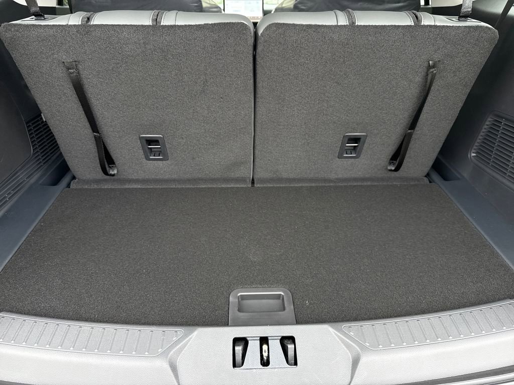 New 2026 Ford Explorer Active w/ Active Comfort Package image 21