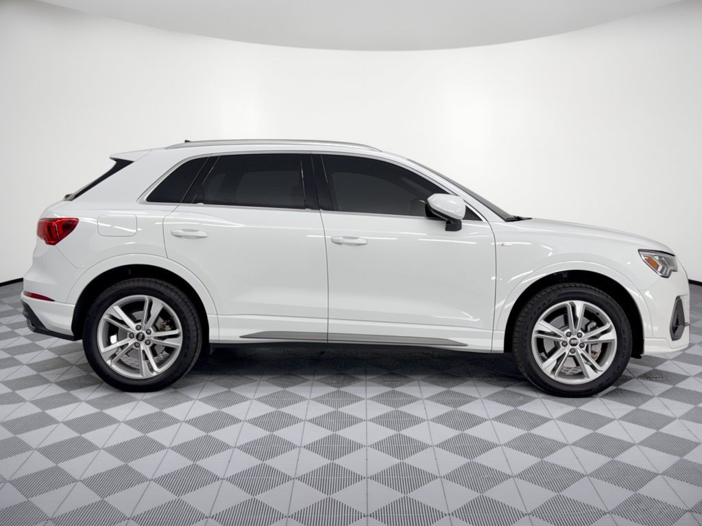 Used 2024 Audi Q3 2.0T Premium AWD/4WD image 8