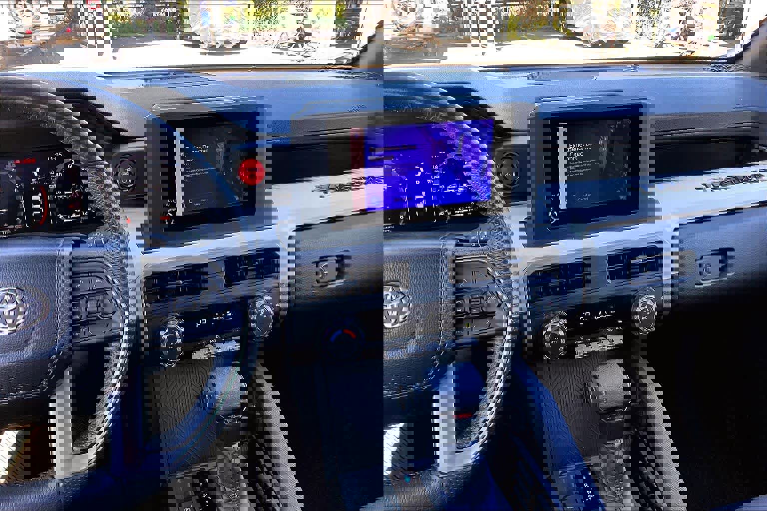 Certified 2024 Toyota Tacoma TRD Off-Road image 6