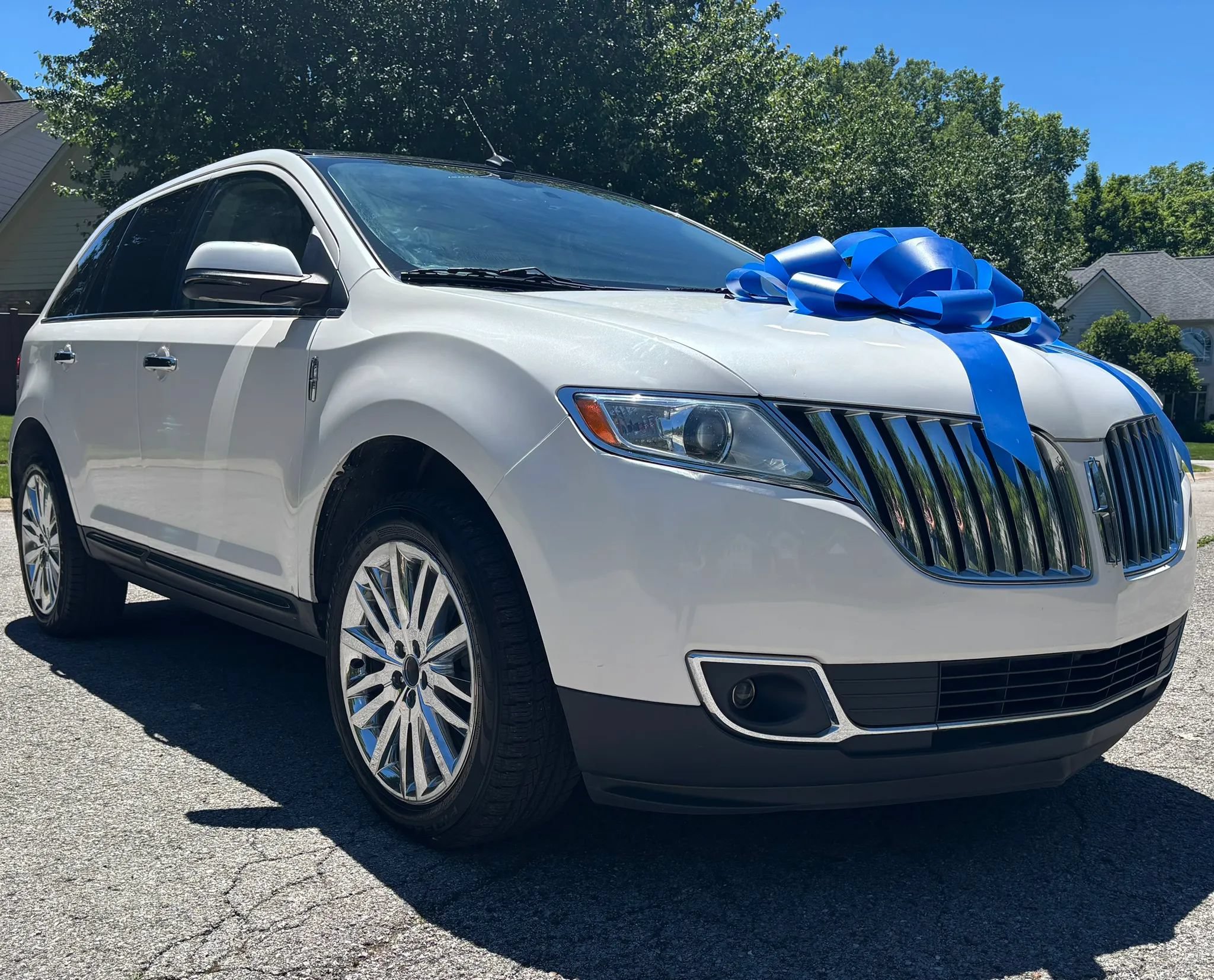 Used 2013 Lincoln MKX AWD image 8