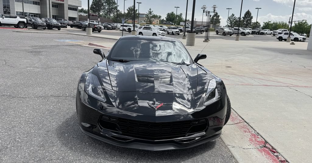Used 2019 Chevrolet Corvette Grand Sport RWD image 3
