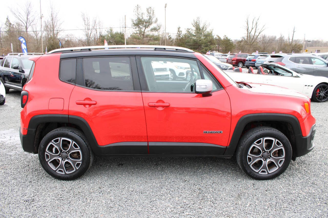 Used 2017 Jeep Renegade Limited image 6