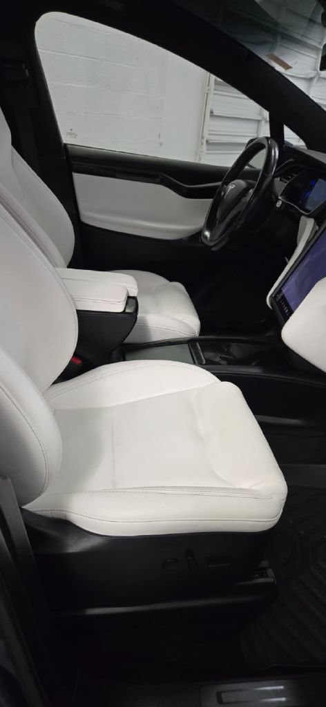 Used 2021 Tesla Model X Long Range AWD/4WD image 9