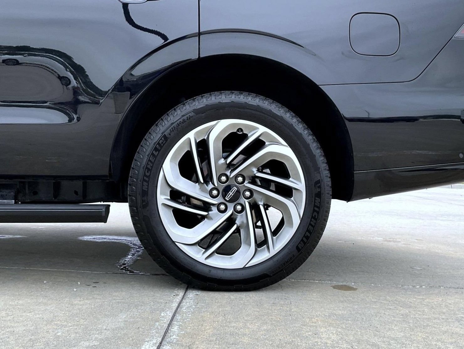 Used 2025 Lincoln Navigator Reserve AWD/4WD image 25