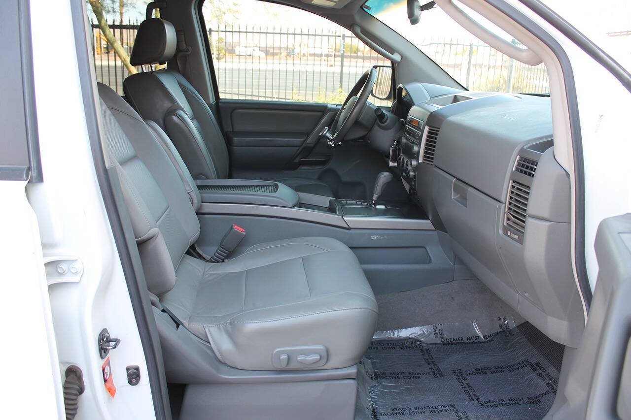 Used 2005 Nissan Armada SE w/ (S01) Journey Pkg (SE) AWD/4WD image 38