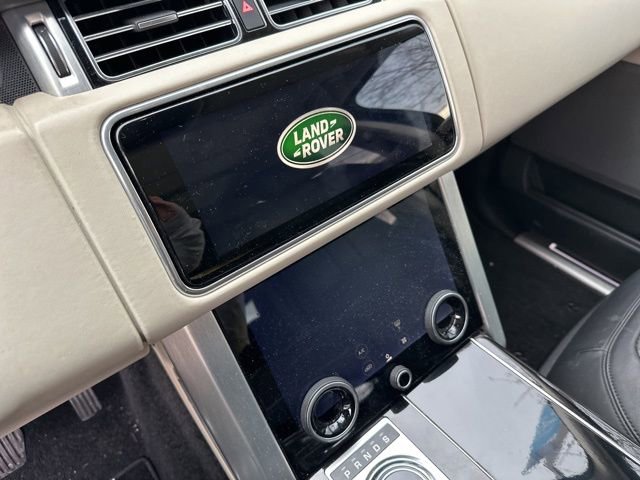 Used 2018 Land Rover Range Rover HSE image 10