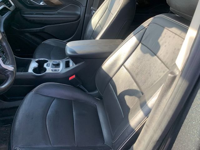 Used 2020 GMC Terrain Denali w/ Denali Premium Package image 7