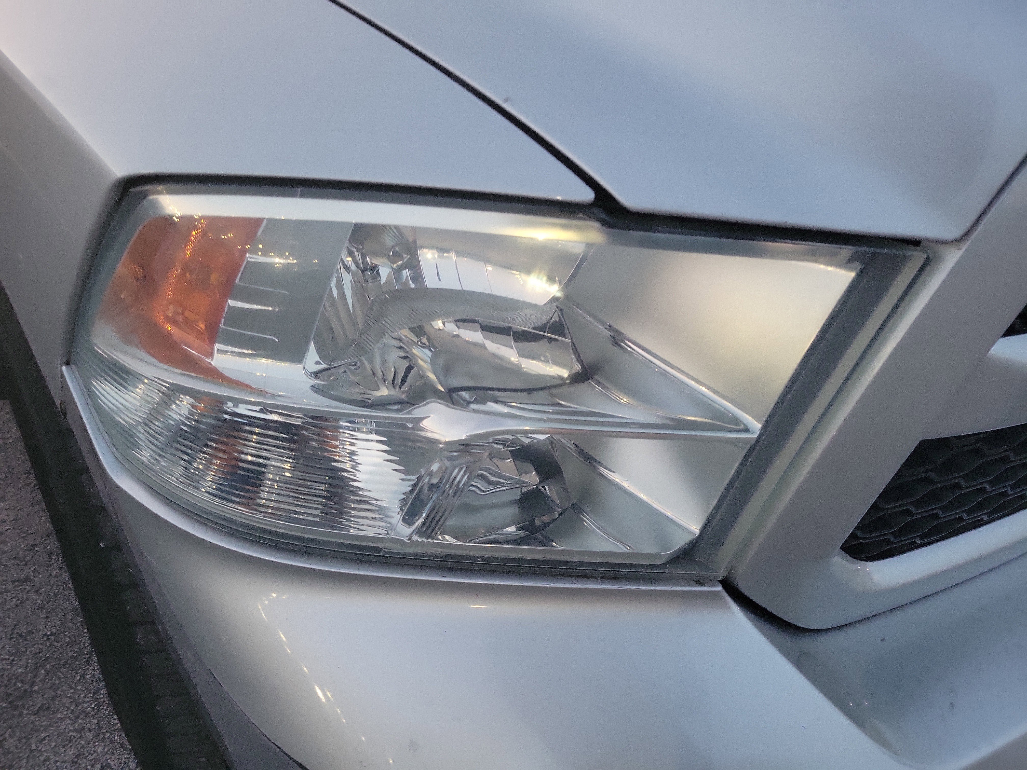 Used 2014 RAM 1500 Express image 10