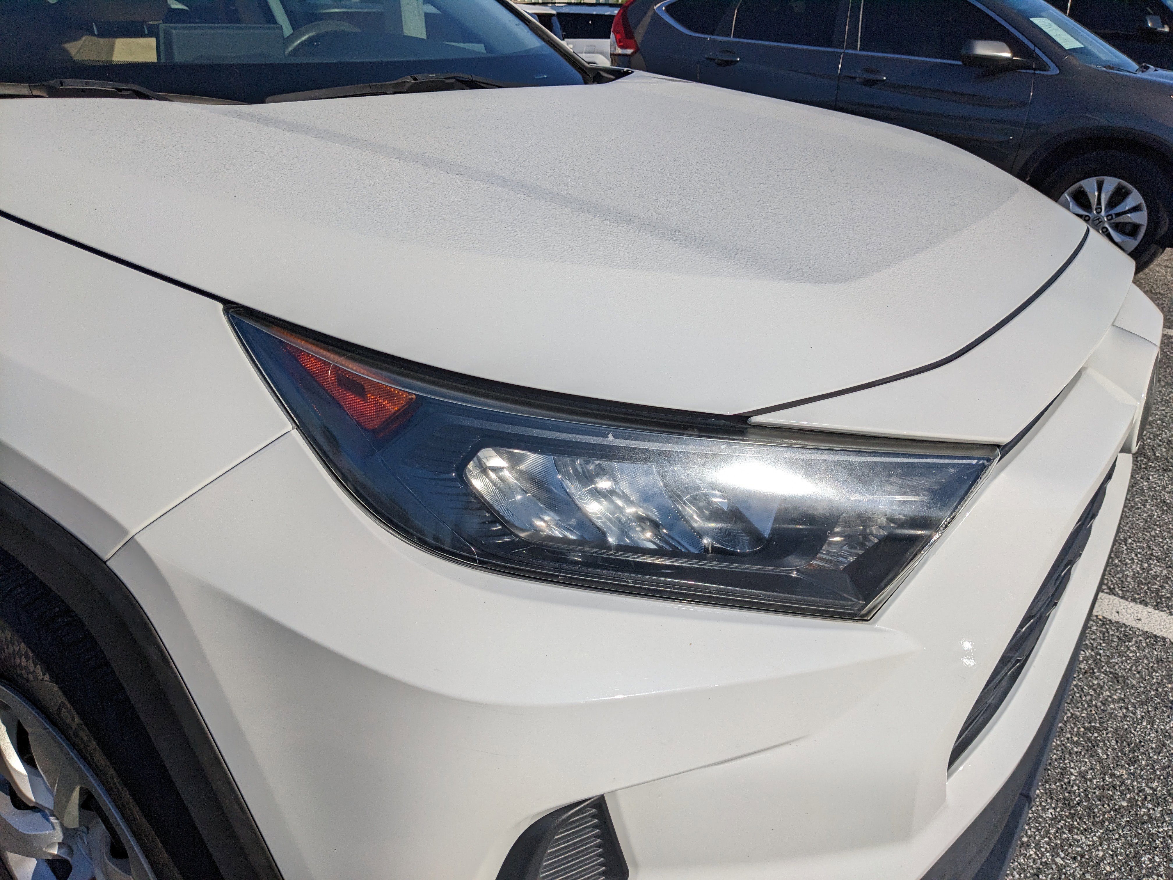 Used 2020 Toyota RAV4 LE image 16