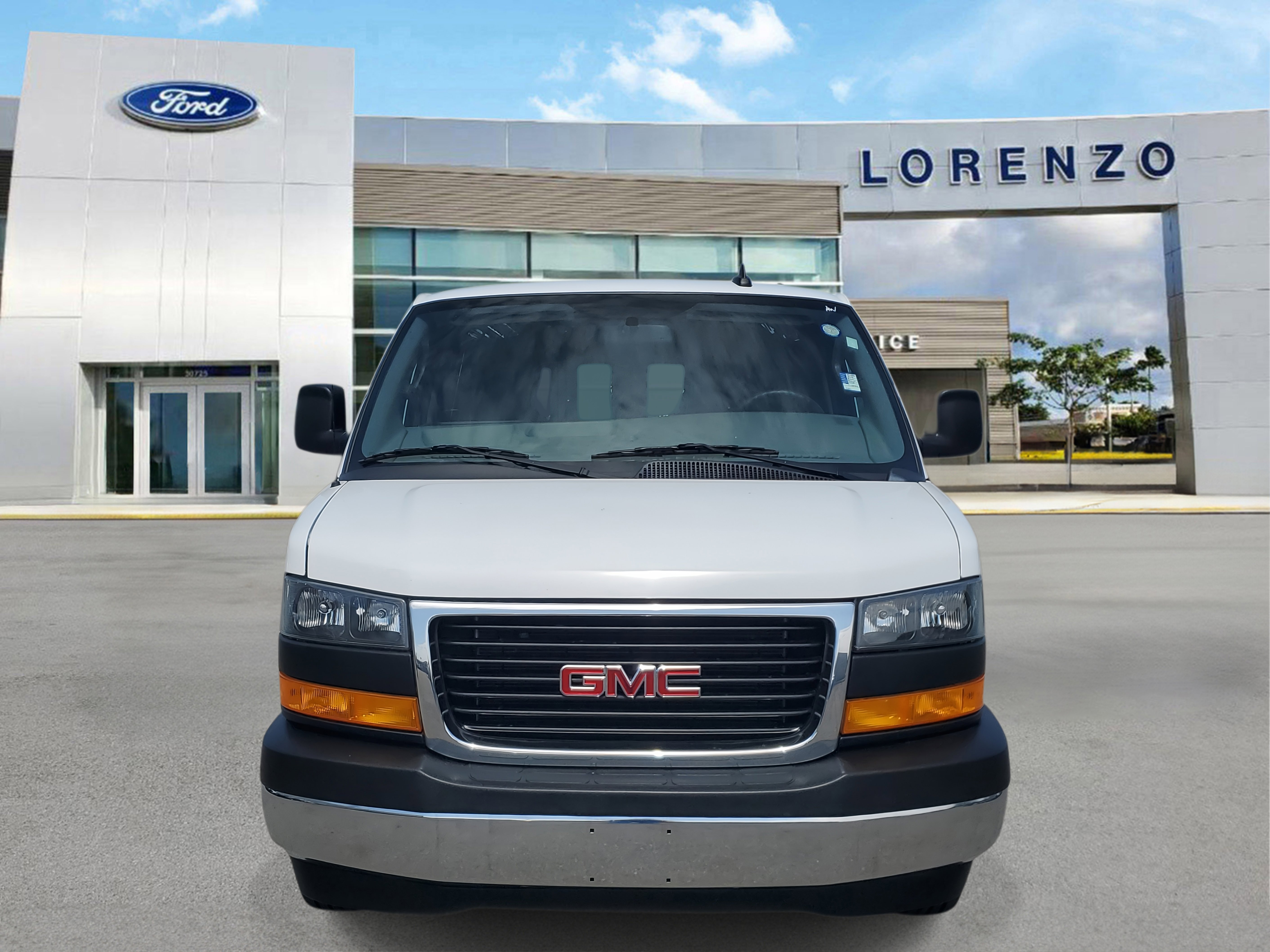 Used 2023 GMC Savana 2500 w/ Driver Convenience Package image 2