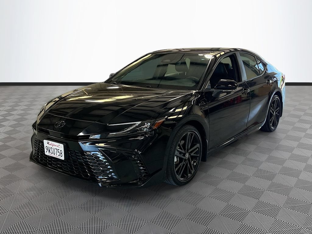 Used 2026 Toyota Camry XSE FWD image 3