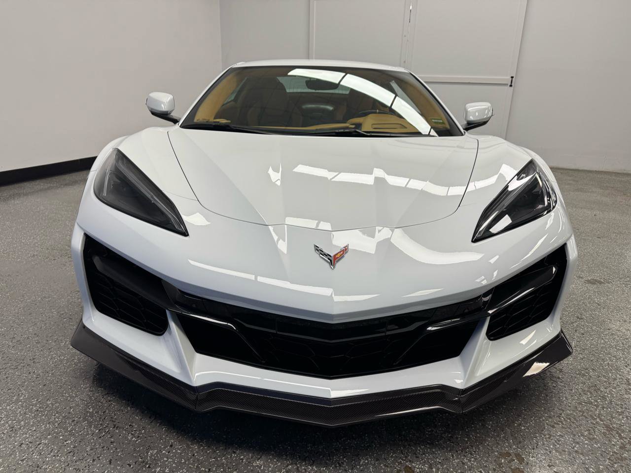 Used 2023 Chevrolet Corvette Z06 w/ Chrome Exterior Badge Package RWD image 28