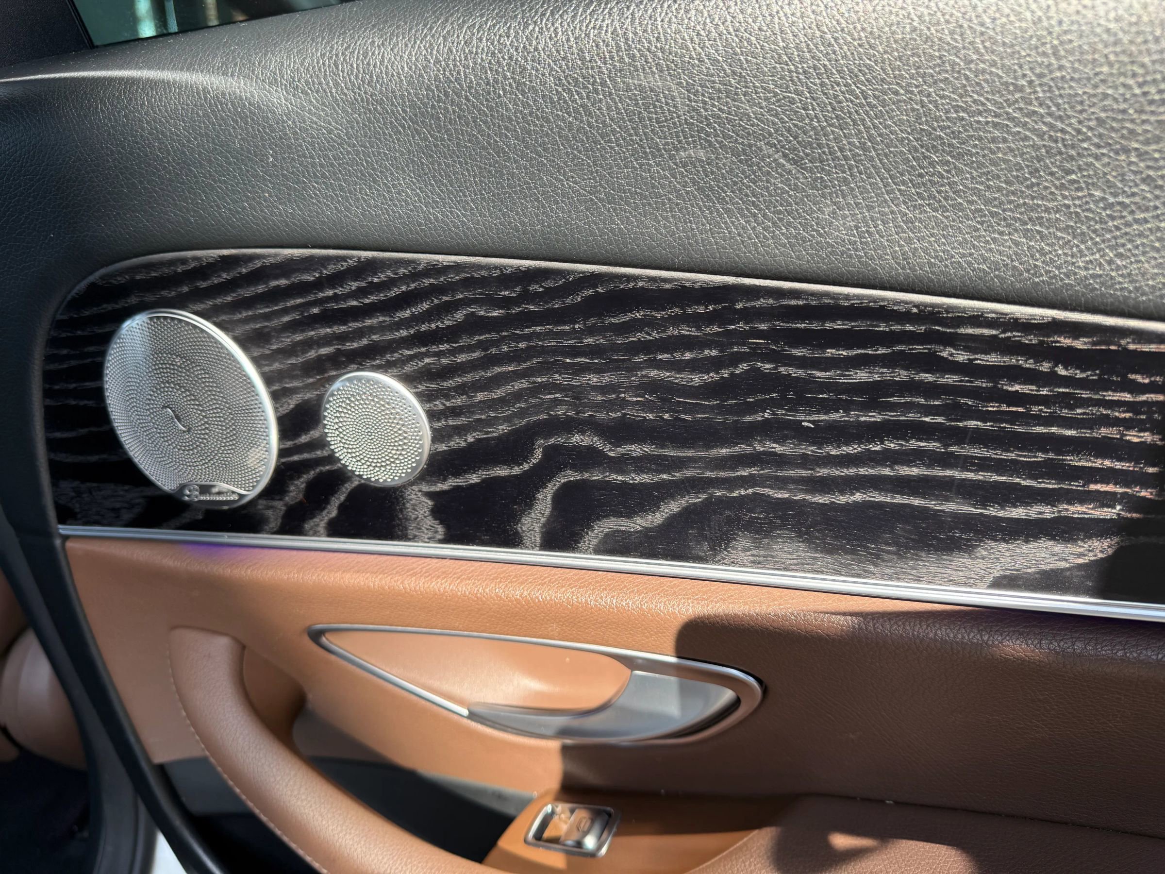 Used 2017 Mercedes-Benz E 300 image 18