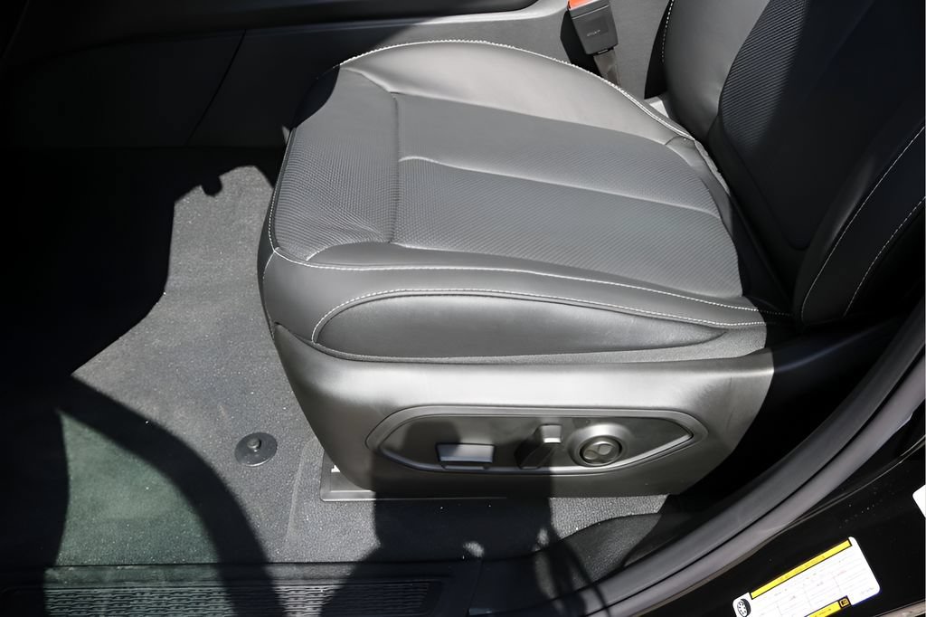 New 2027 Jeep Grand Cherokee Limited AWD/4WD image 13