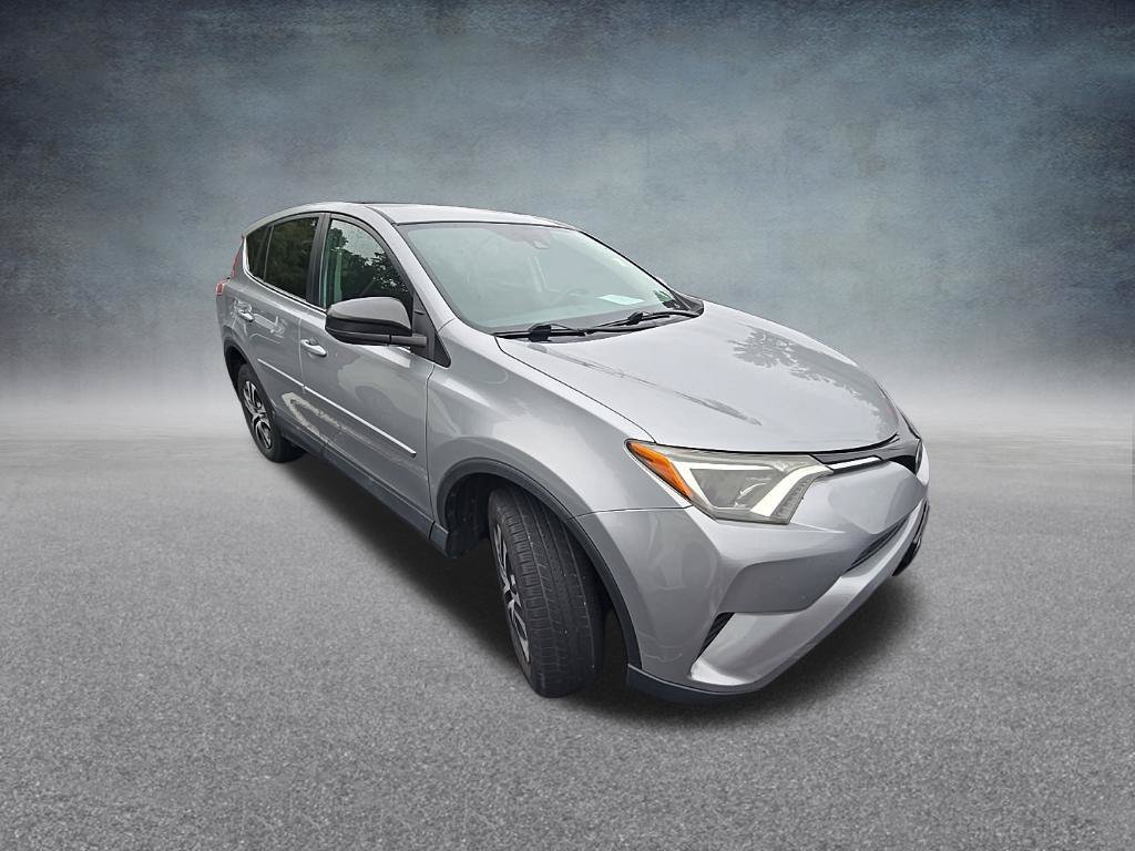 Used 2018 Toyota RAV4 LE w/ All Weather Liner Package AWD/4WD image 10