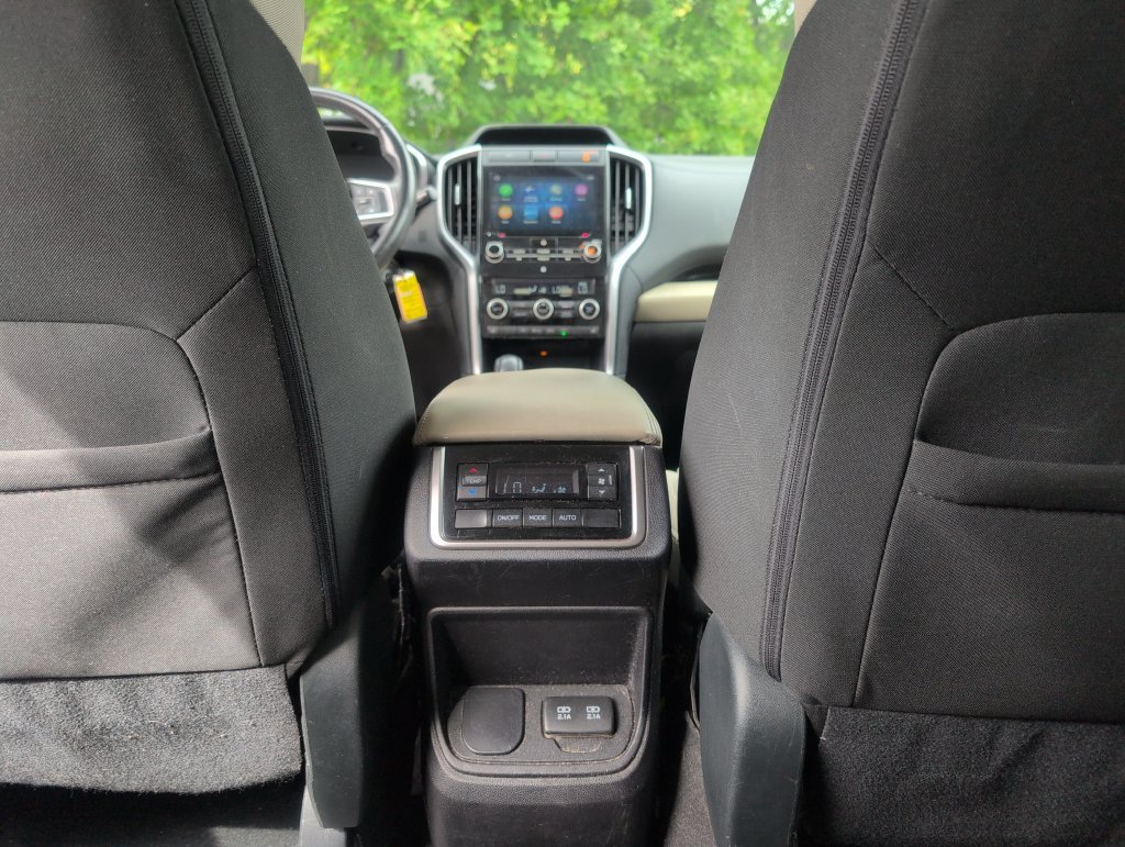Used 2019 Subaru Ascent Premium AWD/4WD image 32