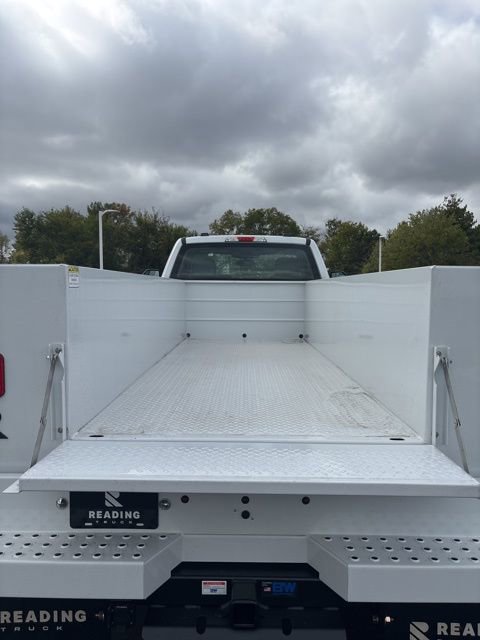 New 2026 Ford F550 4x4 Regular Cab Super Duty image 11