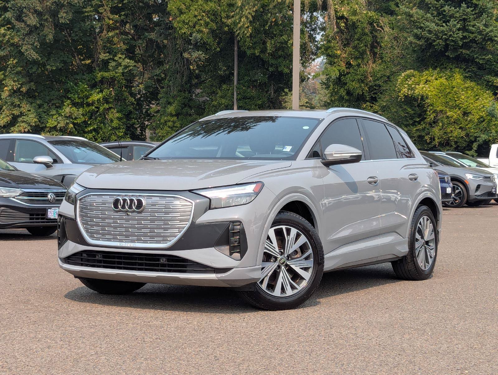 Used 2023 Audi Q4 e-tron Premium Plus w/ Premium Plus RWD video 1