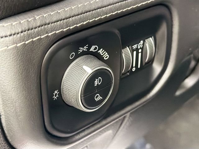 Used 2020 RAM 1500 Limited AWD/4WD image 10